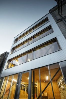 La subtile esthtique de l'aluminium pour des bureaux d'architectes  Nantes