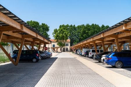 Parking permable sous ombrire photovoltaque
