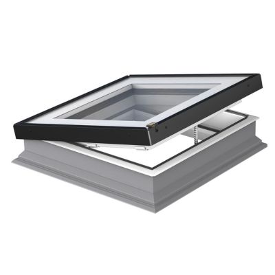 Lumière éclatante sous toit plat : découvrez les fenêtres avec coiffe vitrée plane Lumière éclatante sous toit plat : découvrez les fenêtres avec coiffe vitrée plane