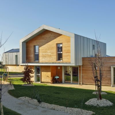 AZENGAR® 3R, le zinc 100 % recyclé pour une architecture plus responsable AZENGAR 3R, le zinc 100 % recyclé pour une architecture plus responsable
