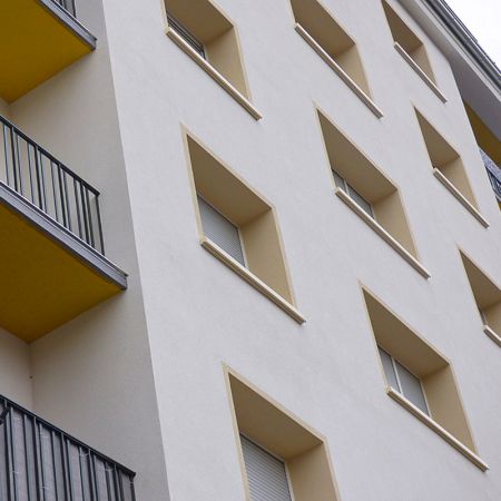 Appui de fenêtre ITE : une pose simplifiée pour préserver le caractère des façades traditionnelles Appui de fenêtre ITE : une pose simplifiée pour préserver le caractère des façades traditionnelles