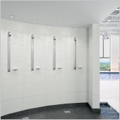 SPORTING 2 : un design compact pour un panneau de douche modulable  tout type d'installation