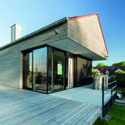 LE CLAIRE-VOIE ET FAUX CLAIRE-VOIE - Un bardage au design moderne