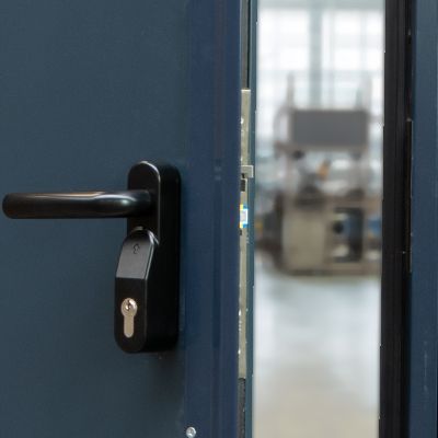 Bloc-porte métallique technique anti-effraction CR2 - Blocs-portes techniques