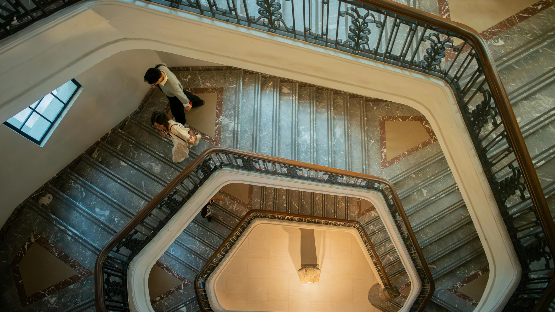 Refaire le sol d'un escalier