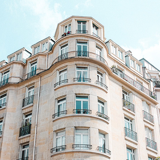 Comment stabiliser et renforcer les fondations d'un immeuble ancien ?