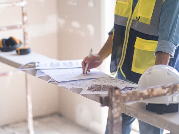 Avant vos travaux : quelles autorisations demander et quelles erreurs éviter ?