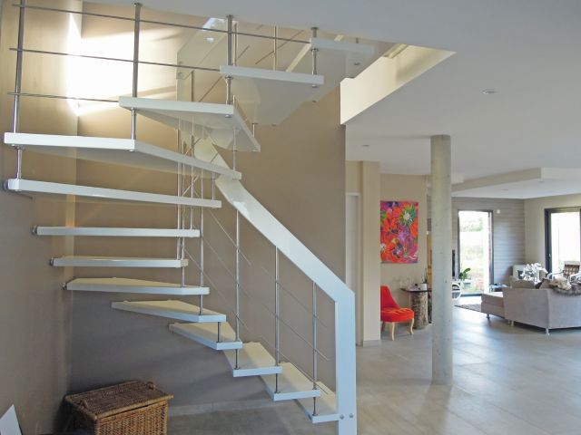 Sculptez votre espace grÃ¢ce aux escaliers Treppenmeister! DÃ©couvrez leurs lignes design et variÃ©es 