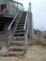 Escaliers provisoires de chantier : 2 solutions au choix, durable ou économique