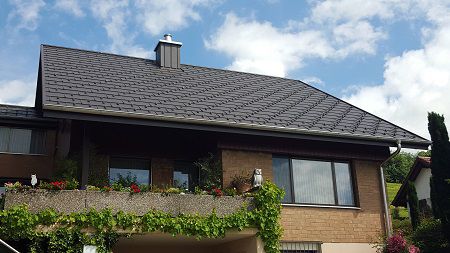 Nouvel lment de toiture R16 noir de PREFA