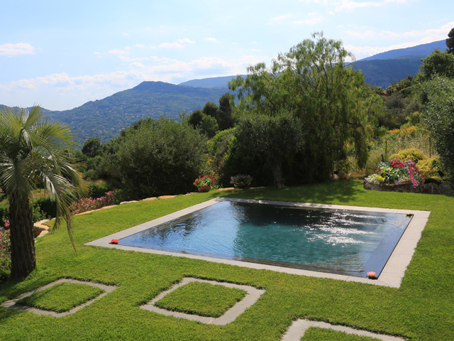 La mini-piscine IXESS de Diffazur : la piscine idÃ©ale pour la construction de votre maison