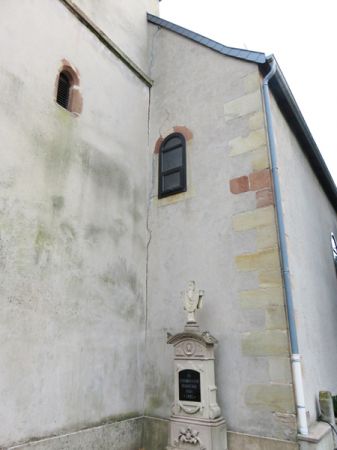 Renaissance d'une glise et de sa chapelle mortuaire