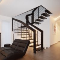 Vous rnovez votre maison ? Pensez  changer votre vieil escalier, c'est simple et spectaculaire !