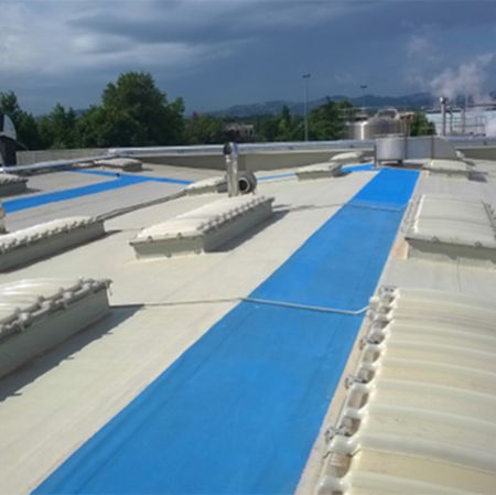 Système d'étanchéité pour toiture résistant aux conséquences météorologiques
