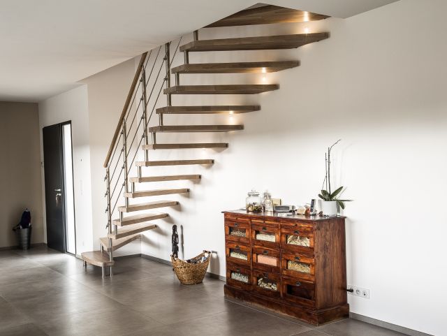 Les escaliers suspendus Treppenmeister : le style d'escalier qui vous sÃ©duira !