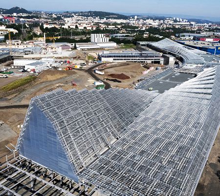Le futur centre commercial Steel  Saint-Etienne quip par l'expert des lames brise-soleil Duco