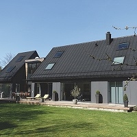 VMZINC pour la toiture en pente ou en façade, l'EPDM pour les toitures plates, un choix de qualité