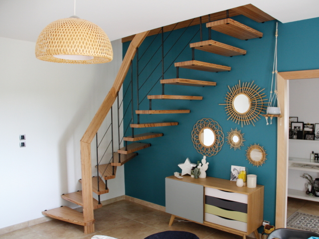 Vous rÃ©novez votre maison ? Pensez Ã  changer votre vieil escalier ! C'est simple et spectaculaire