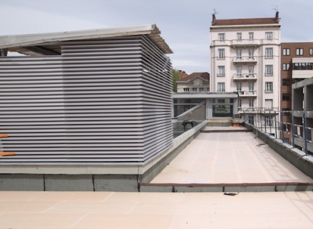 Pourquoi choisir une isolation inverse de toitures-terrasses avec XPS ?