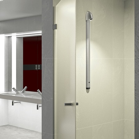 Misez sur l’hygiène en adoptant la nouvelle colonne de douche automatique SPORTING 2 de DELABIE