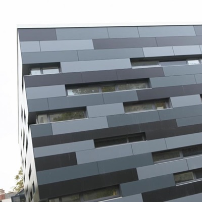 Optez pour une rénovation de façade durable avec le panneau Trespa Meteon 