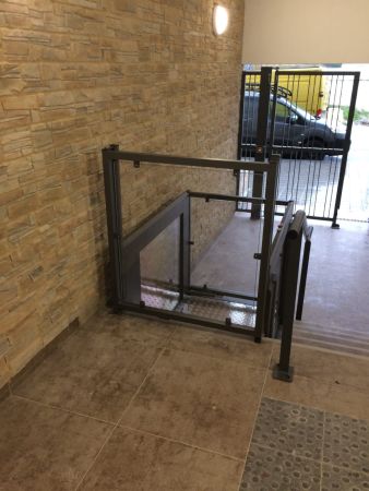 Un élévateur compact qui s'adapte à tous les espaces