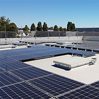 L’énergie solaire sur les toitures-terrasses