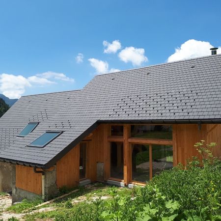 La rénovation énergétique du toit atteint des sommets