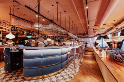 Ecophon contribue à la première norme acoustique NF S31 299 dédiée aux bars et restaurants