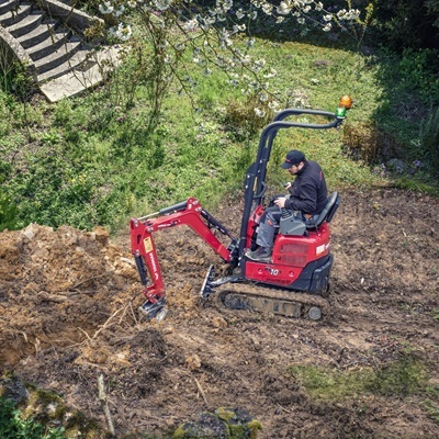 Yanmar SV10 : redéfinir la performance compacte dans la catégorie 0–2 tonnes