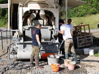 Sika étend son offre de chapes fluides autonivelantes aux camions mobiles de production sur chantier