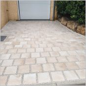 Le pav&eacute; drainant LORIOL