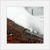 Protégez vos toitures et vos gouttières contre les importantes chutes de neige !