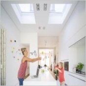 Les solutions pour toit plat VELUX : sous les toits plats ou  faible pente