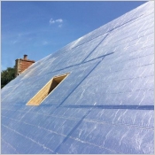 Isoler la toiture par l'extérieur grâce au SARKING NRJ+ : méthodes et avantages 
