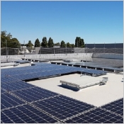 Pour des toits actifs, pensez Roof-Solar by IKO !