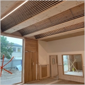 Plafond bois massif cintr: le Shiluvit Line Bendable