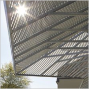 Des brise-soleil en aluminium, durables et fabriqués en France