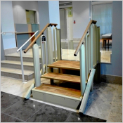 L'escalier qui se transforme en élévateur
