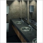 Distributeur de savon liquide sur vasque