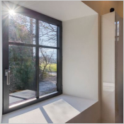 Optez pour la SiMple au dormant visible, le nouvel alli&eacute; des projets de r&eacute;novation