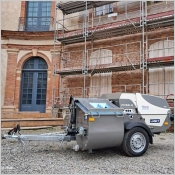 Une machine à projeter qui associe robustesse, efficacité et confort d'utilisation