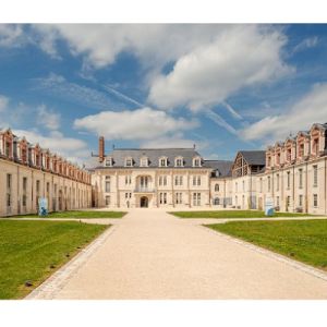 Ascenseurs modernes au cœur du château de Villers-Cotterêts, un challenge relevé par TK Elevator