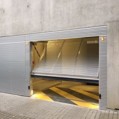 L'excellence de la porte basculante automatique non débordante
