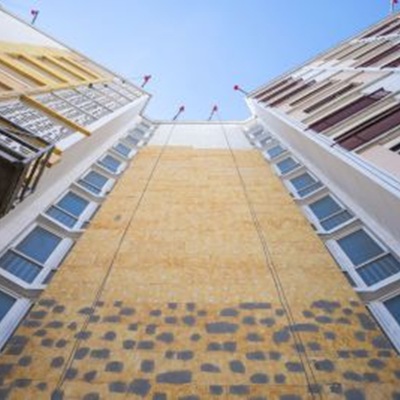 Isolation par l'extérieur : Isover structure une offre façade complète multimatériaux