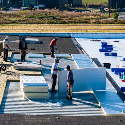 Rénovation et solarisation des toitures : une alliance au service de la performance énergétique