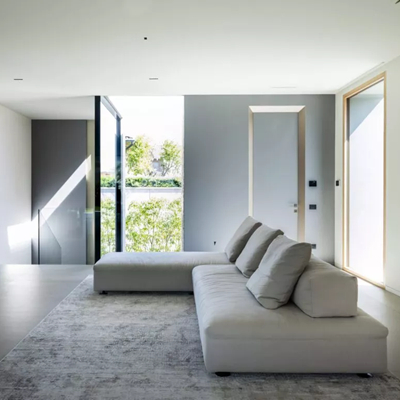 Villa Noal : quand la porte participe pleinement à l'écriture architecturale